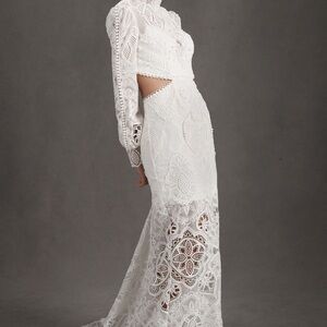Elegant White Lace Dress